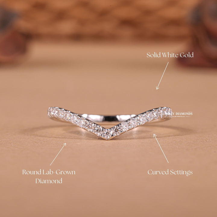 Curved Eternity diamond wedding band in yellow gold