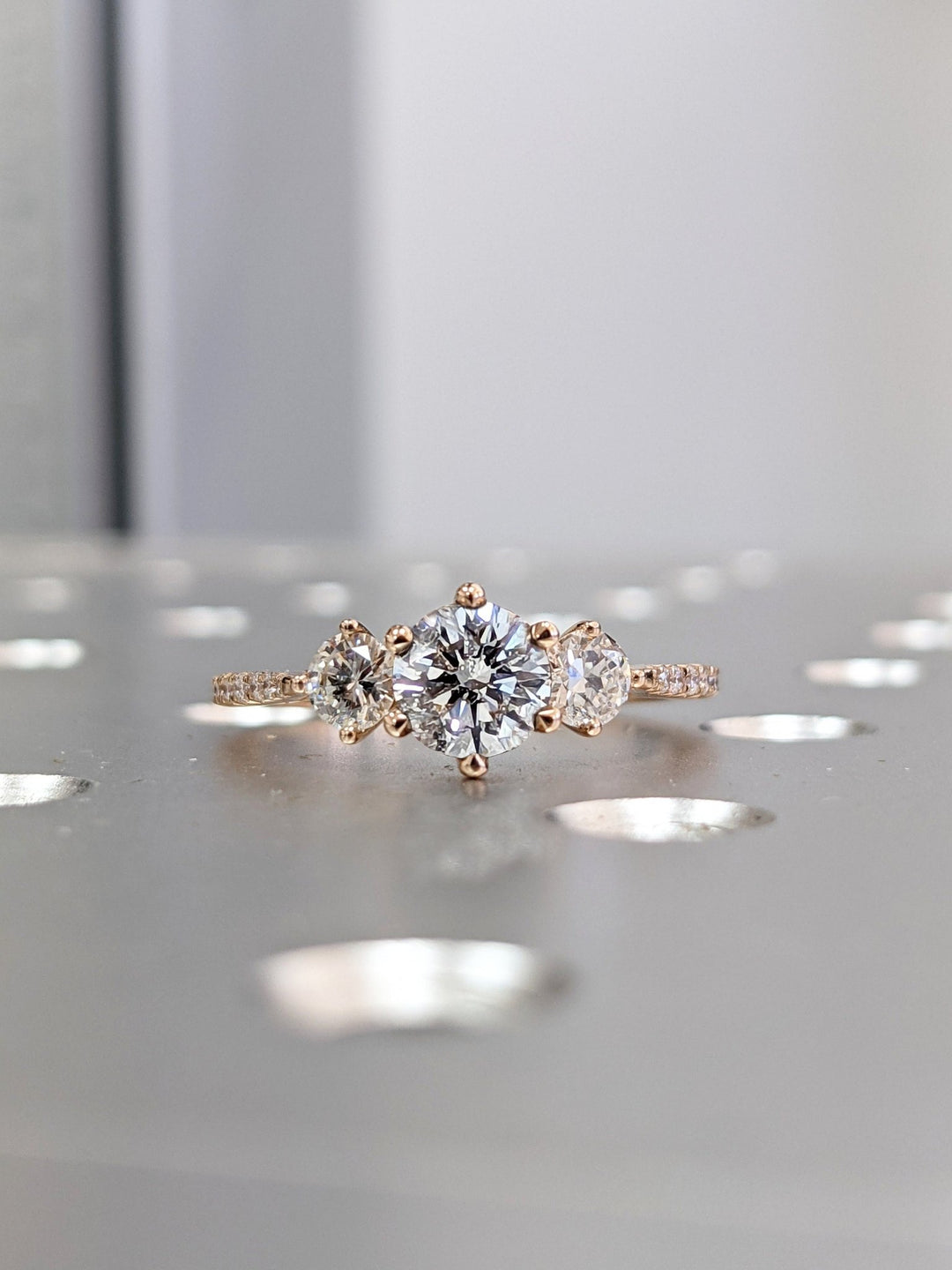 Buy 1.0CT round solitaire lab grown diamond engagement ring online