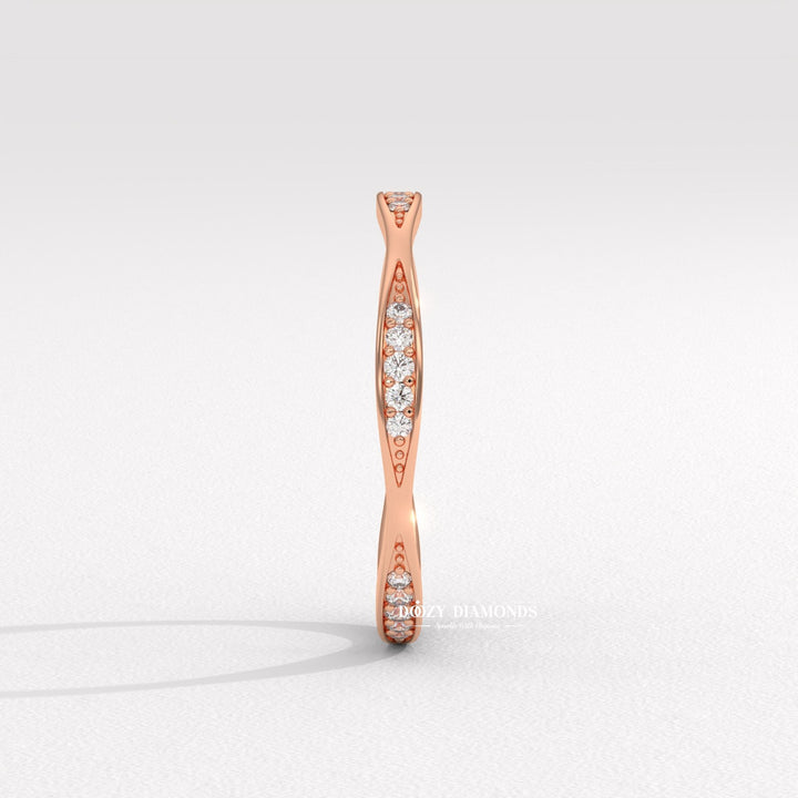 IGI certified round diamond wedding band