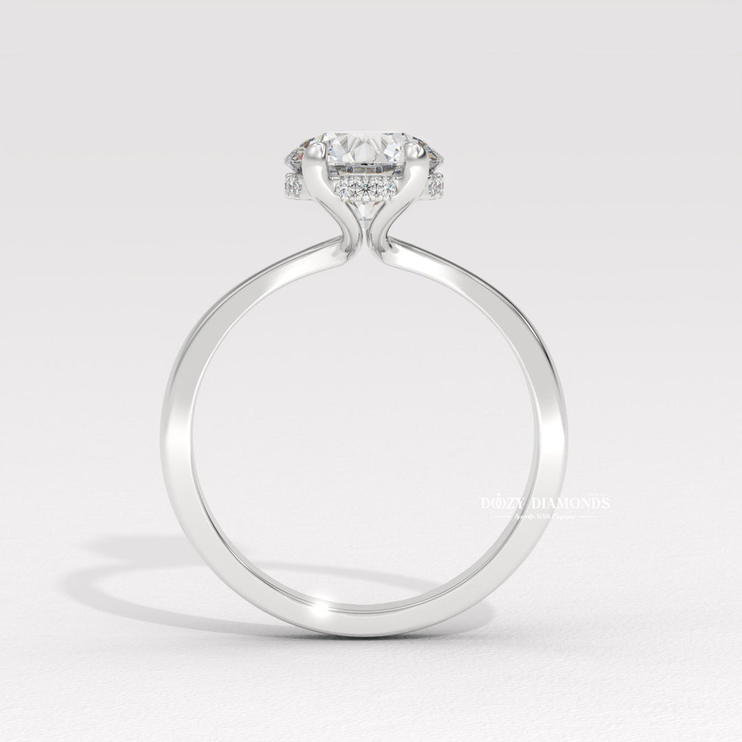 Detailed close-up of diamond solitaire diamond engagement ring