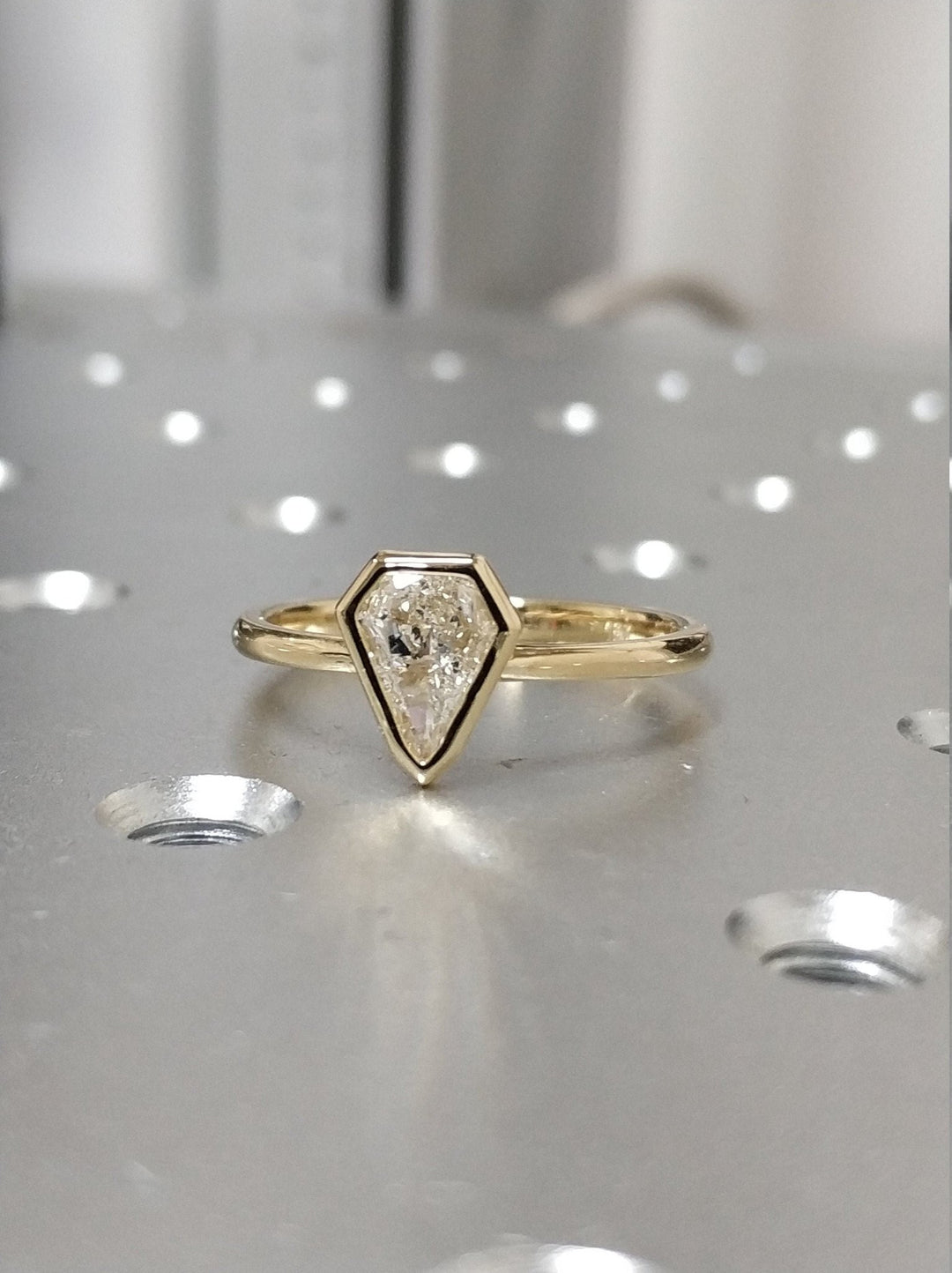 Buy 1.0CT kite bezel lab grown diamond engagement ring online