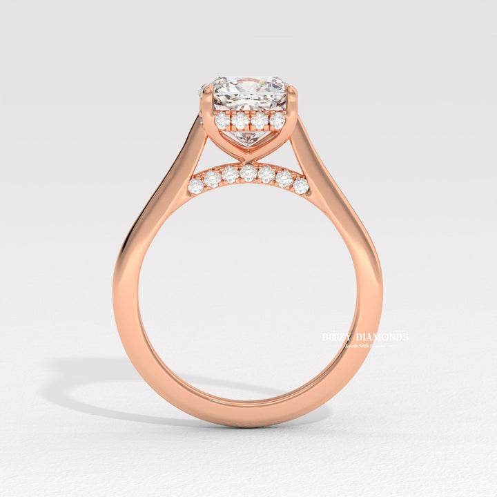 Cushion cut solitaire engagement ring with IGI certified center diamond