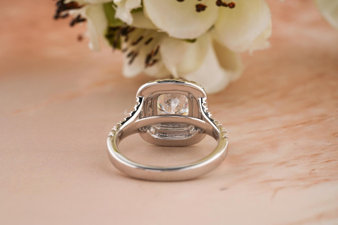Shop the cushion cut halo engagement ring collection online
