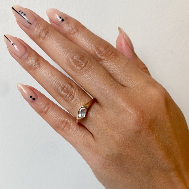 Flame-cut solitaire engagement ring with certified lab grown diamond