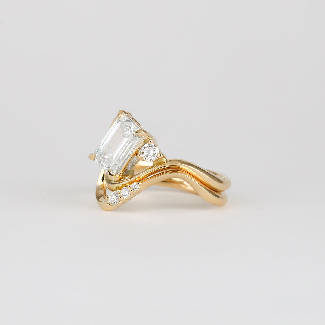 elegant bridal ring, designer emerald ring, emerald statement ring, sophisticated bridal ring,