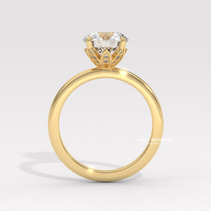 Profile view of round cut solitaire engagement ring band