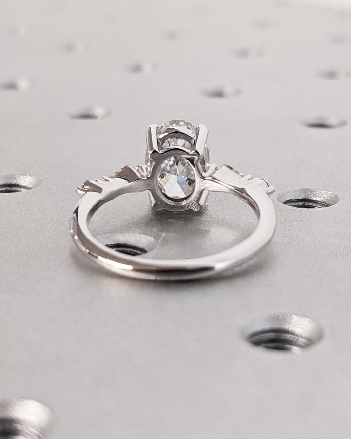 Shop oval cut cluster lab grown diamond engagement ring online