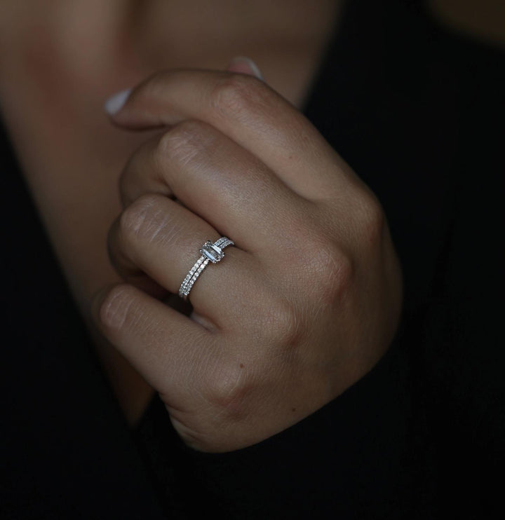 Shop emerald cut solitaire lab grown diamond engagement ring online