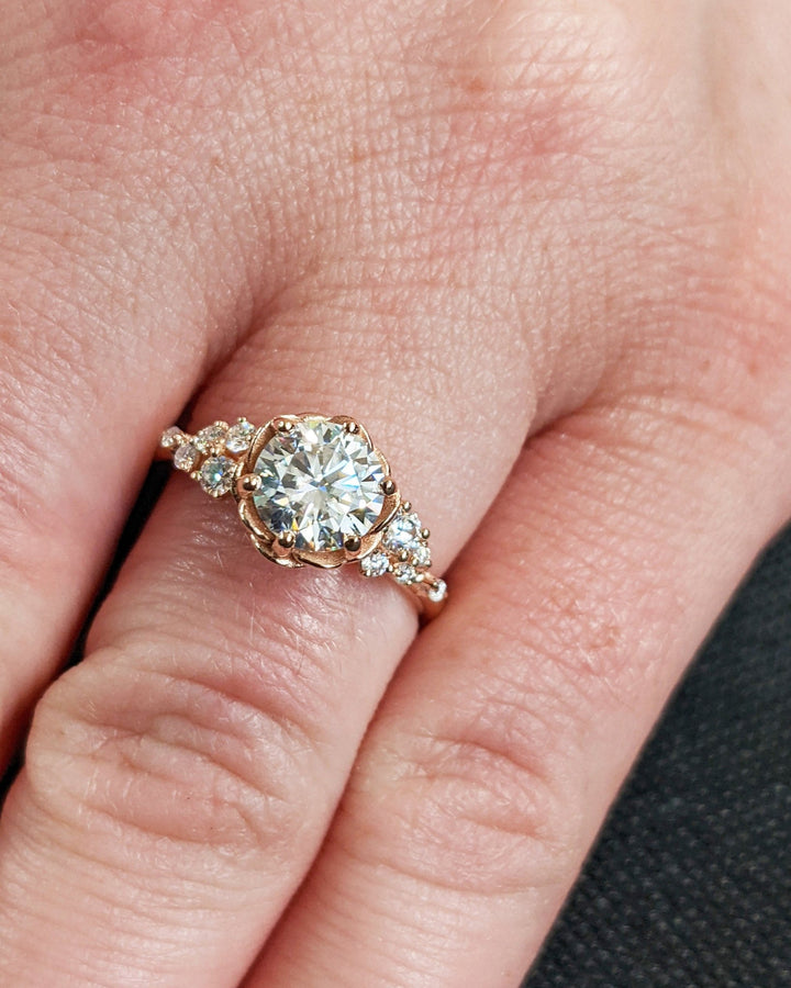 Round cluster engagement ring with certified lab grown diamond