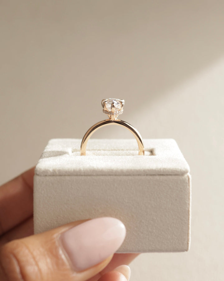 low profile hidden halo setting, high profile hidden halo setting, secure hidden halo setting, refined hidden halo setting, polished hidden halo setting, smooth hidden halo setting, clean hidden halo setting,