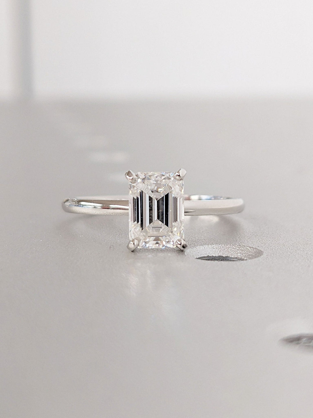 Discover emerald solitaire lab grown diamond engagement ring online