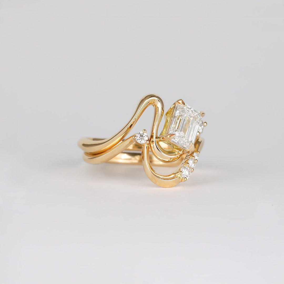 wedding jewelry, luxury jewelry gift, modern romance ring, artisan engagement ring, handcrafted luxury ring, premium bridal jewelry, luxury romance jewelry, bridal keepsake ring, timeless bridal ring, luxury heirloom ring, exclusive diamond ring, fine luxury jewelry, sustainable bridal jewelry,