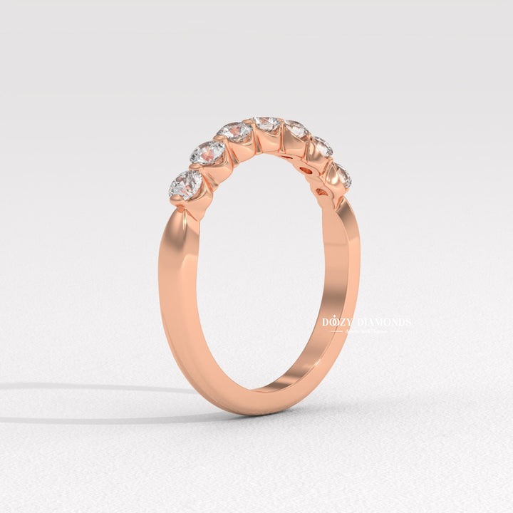 Sustainable round diamond wedding ring