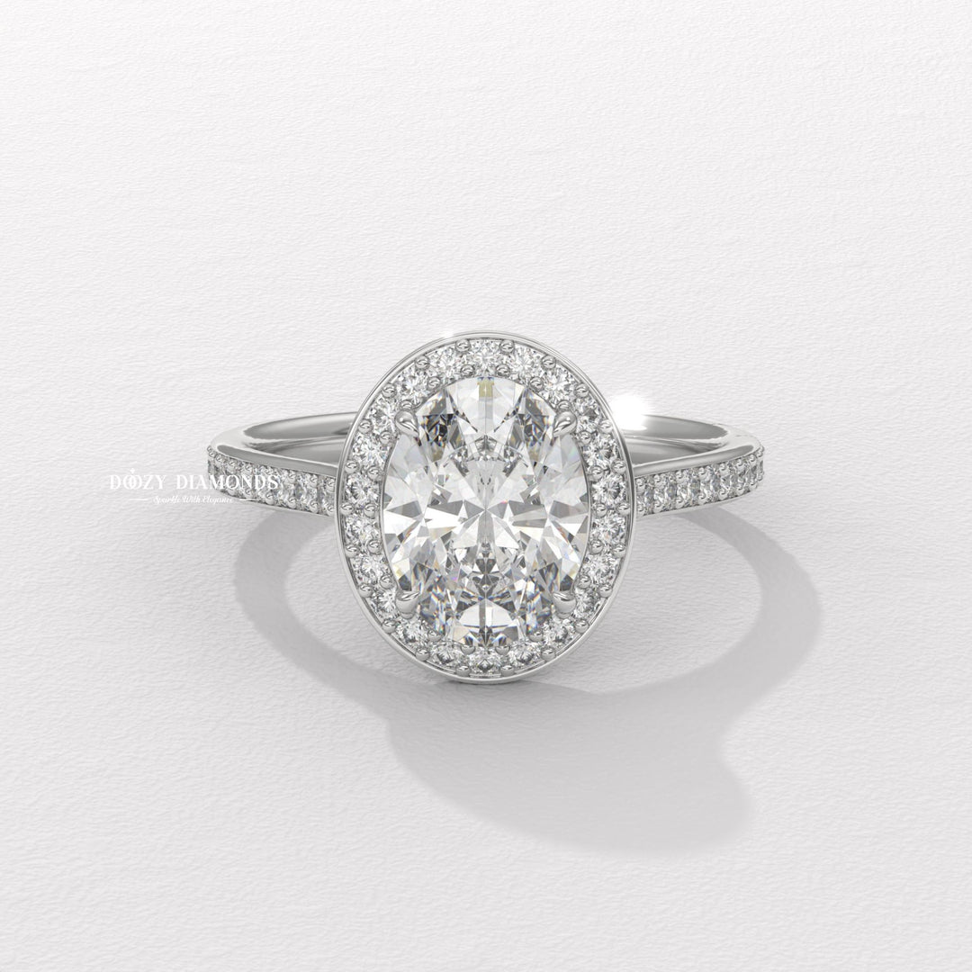 Oval halo ring set with an IGI graded diamond