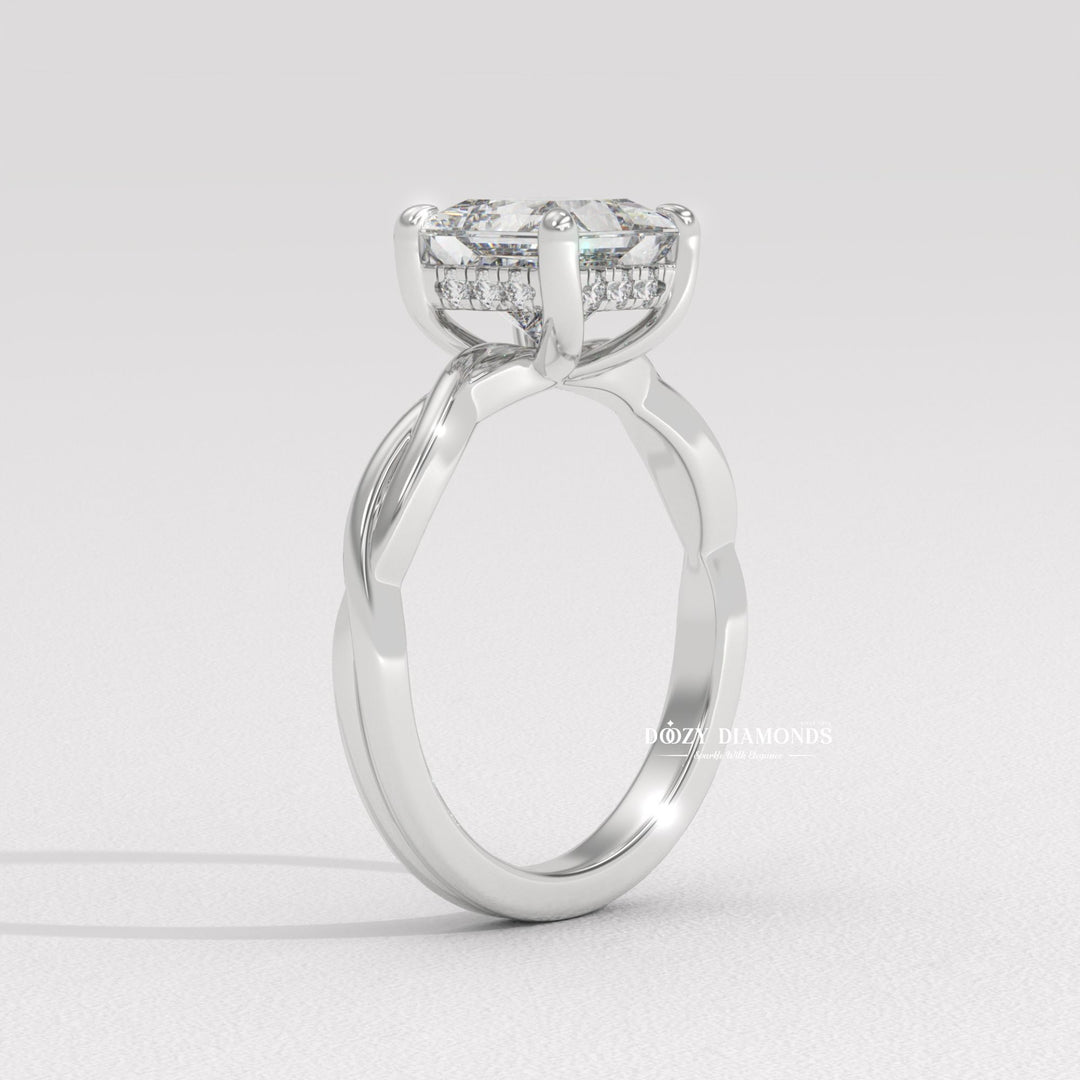Profile view of princess cut solitaire engagement ring band