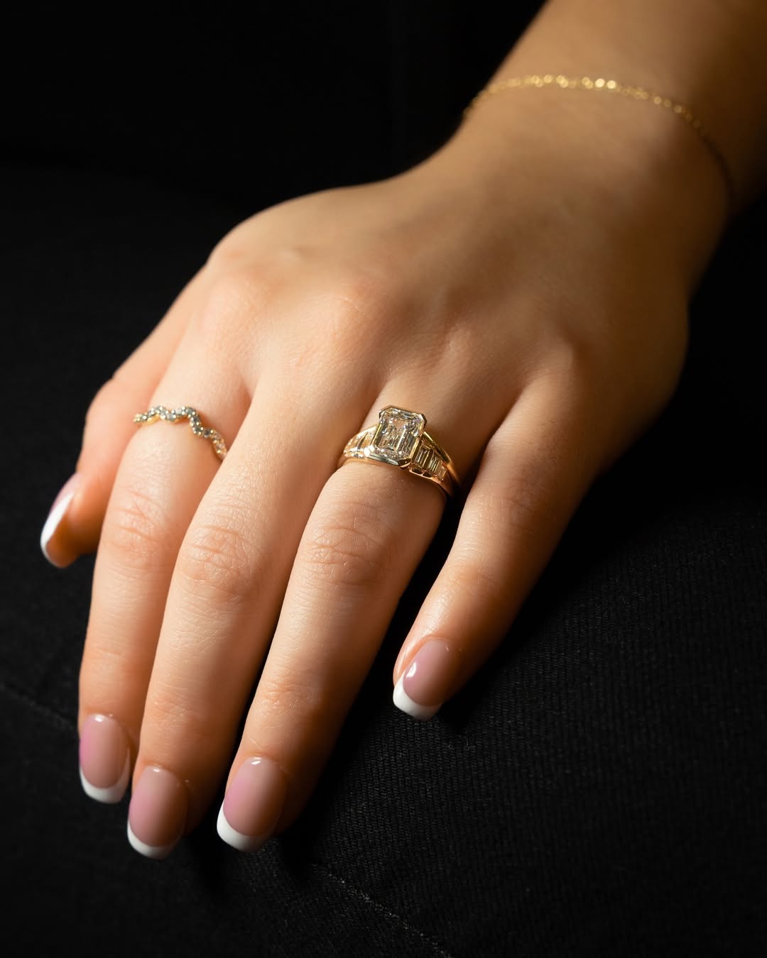 Buy emerald cut solitaire diamond engagement ring with free shipping