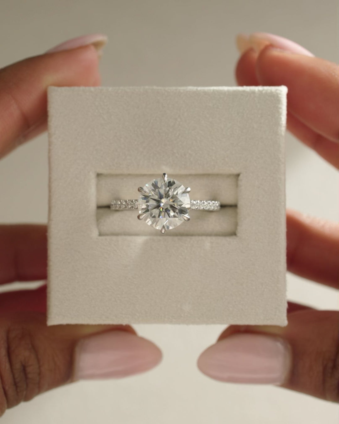 concealed halo setting, under halo setting, halo hidden gallery setting, pavé band setting, full pavé band setting, half pavé band setting, micro pavé setting, french pavé setting, u cut pavé setting, bead set pavé setting, bright cut pavé setting, shared prong pavé setting, prong