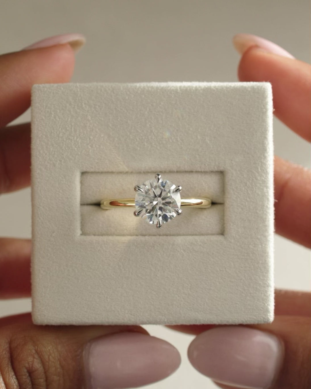 hidden halo solitaire setting, concealed halo setting, under halo setting, hidden diamond halo setting, modern hidden halo setting, classic hidden halo setting, minimalist hidden halo