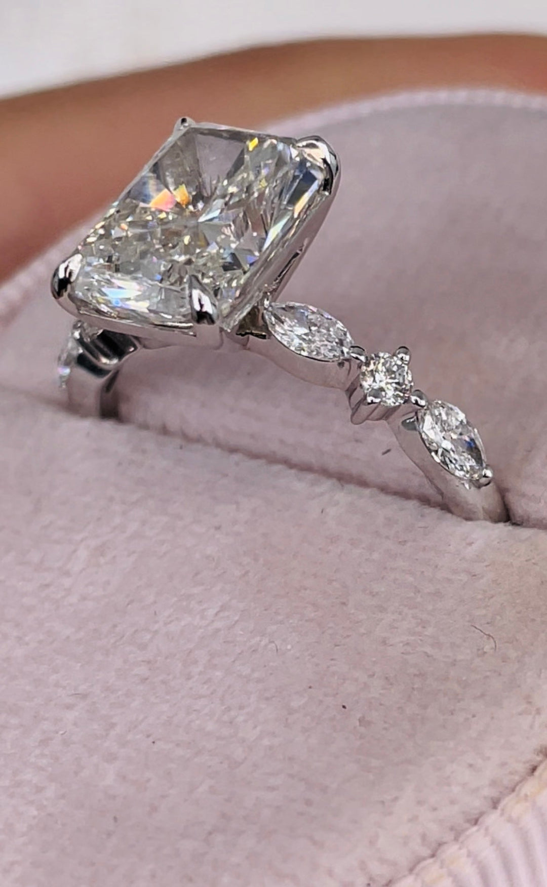 Buy radiant cut solitaire diamond engagement ring with free shipping