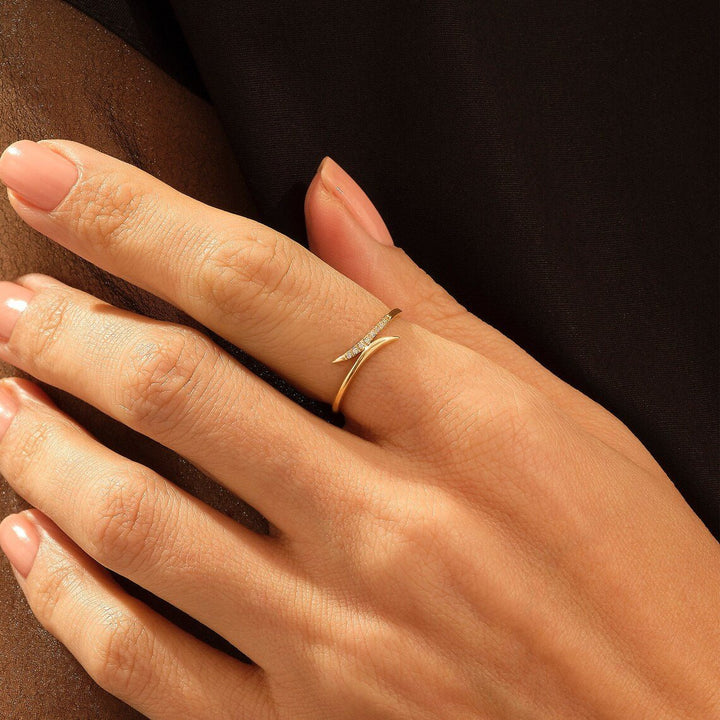 0.43CT Round Wrap Around Wave lab grown diamonds Wedding Band In 18K Solid Gold - Doozy Diamonds