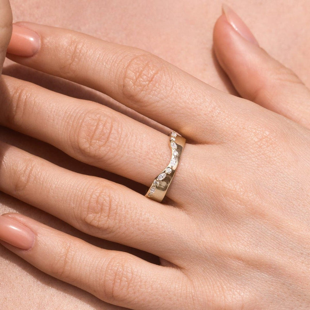 Ethically sourced round diamond eternity band