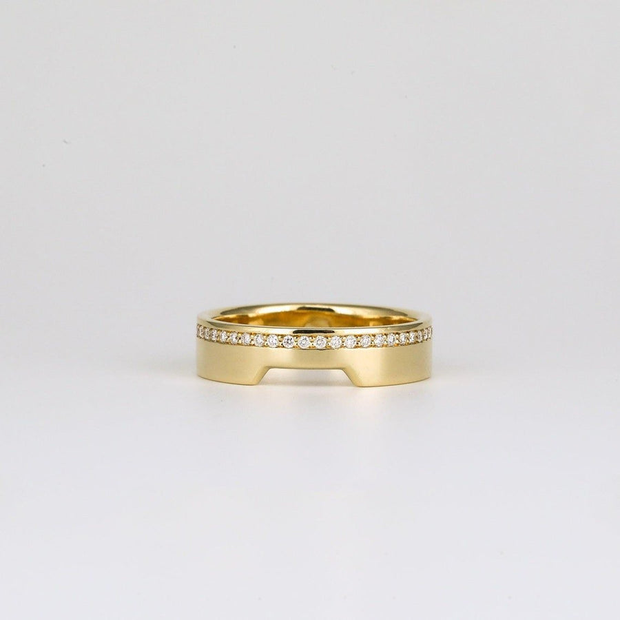 Round round diamond wedding band front view