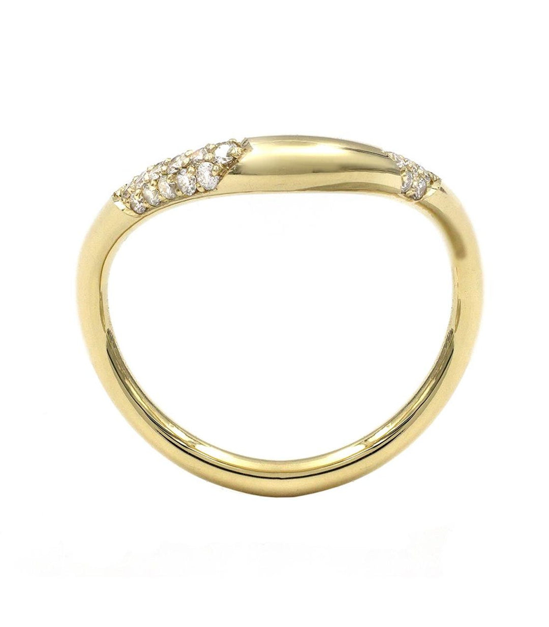 Round diamond wedding band in yellow gold
