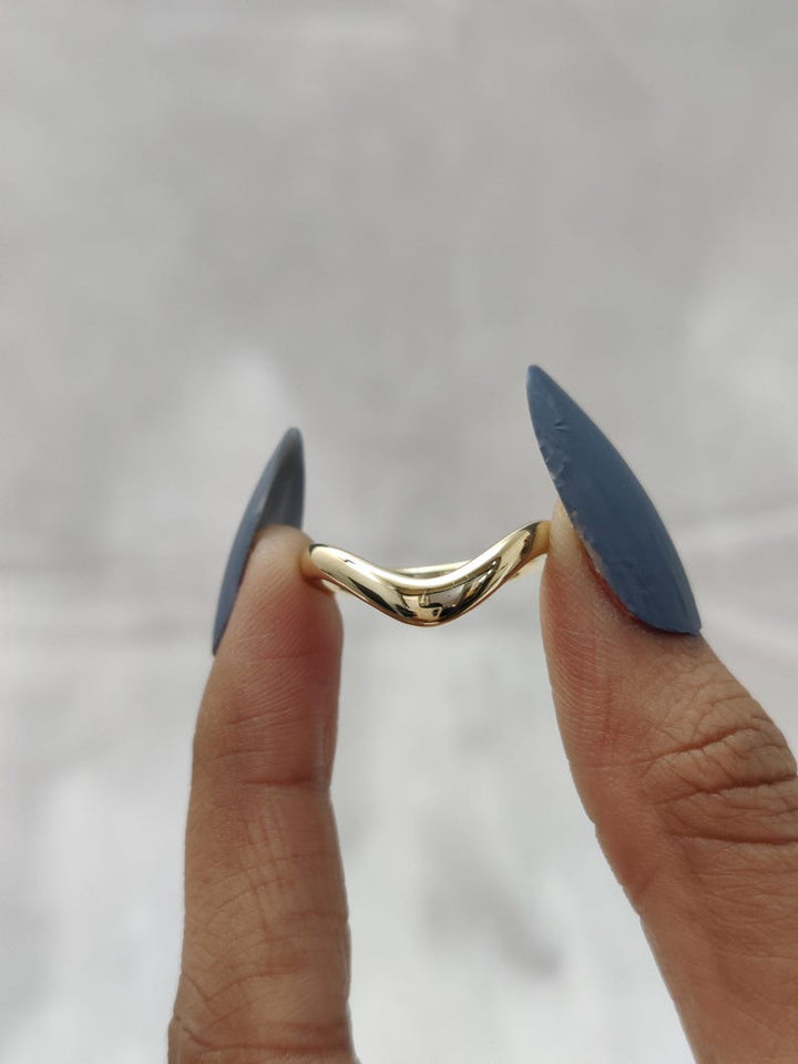 14k|18K Solid Yellow Gold Unique Wavy Curved Wedding Band - Doozy Diamonds