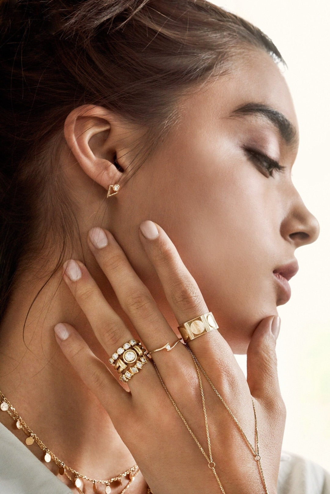 Round Cut Diamond Ring for Women Crafted in 14K Gold - Doozy Diamonds