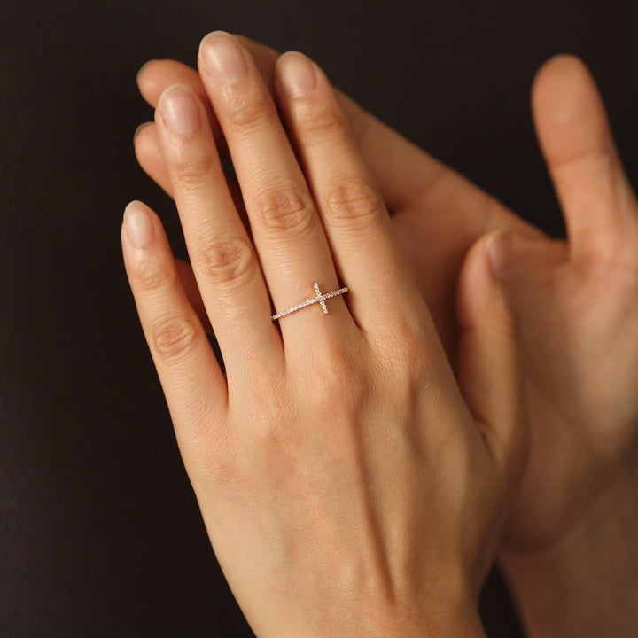 0.1CT Round Cross lab grown diamonds Wedding Band In Solid Gold - Doozy Diamonds