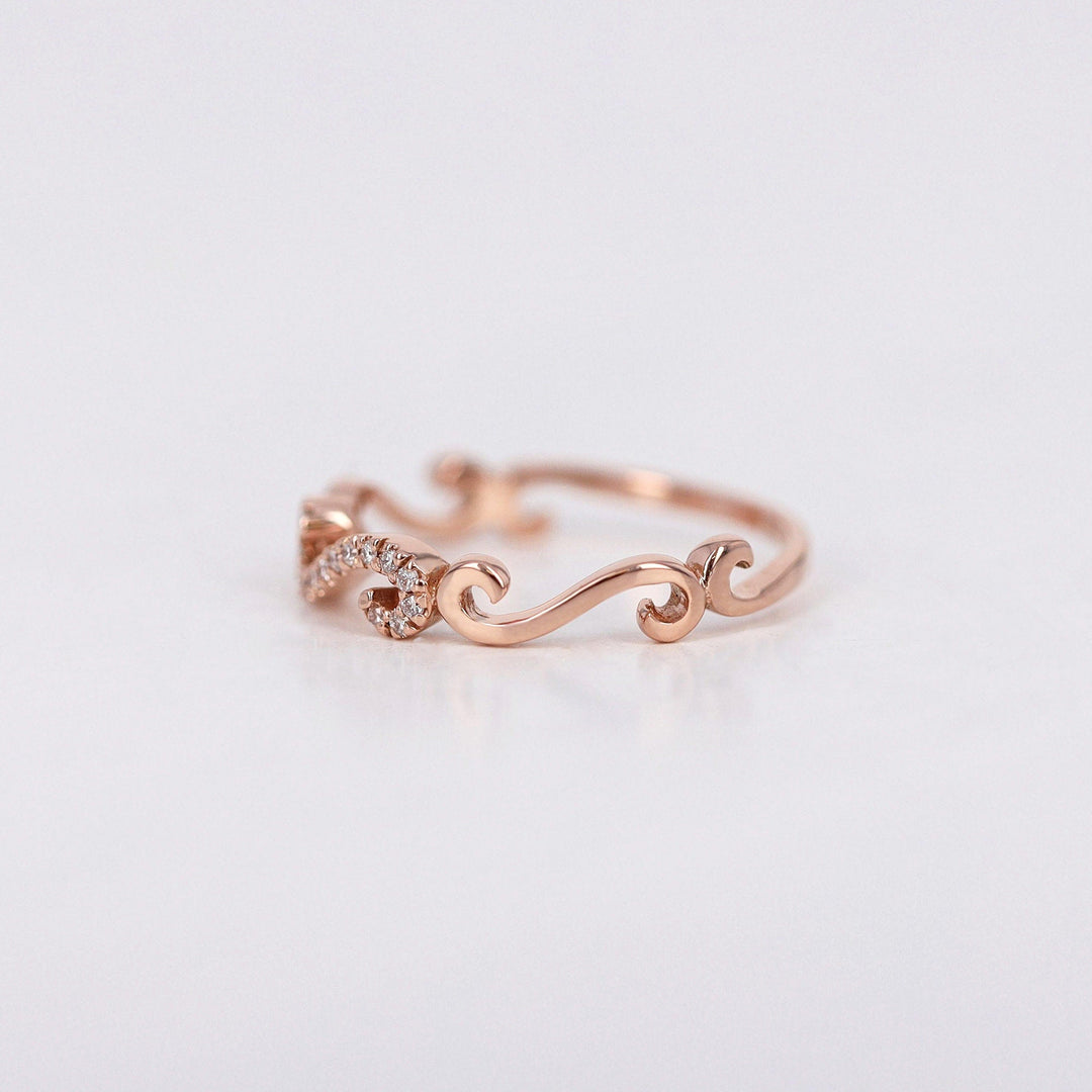 0.1CT Round S Shaped lab grown diamonds Wedding Band In 18K Solid Gold - Doozy Diamonds