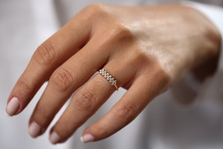 Round Cut Diamond Cluster Wedding Ring in 18K Solid Gold for Women - Doozy Diamonds