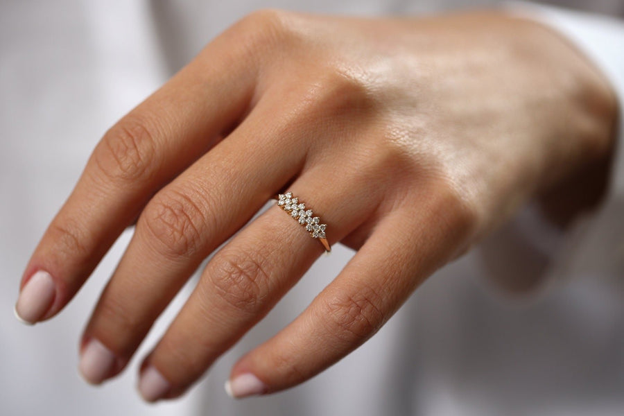 Round Cut Diamond Cluster Wedding Ring in 18K Solid Gold for Women - Doozy Diamonds
