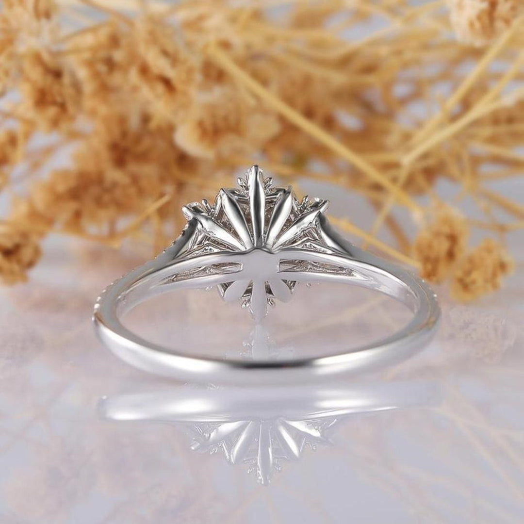 Round Cut Diamond Beautiful Snowflake Ring for Women - Doozy Diamonds