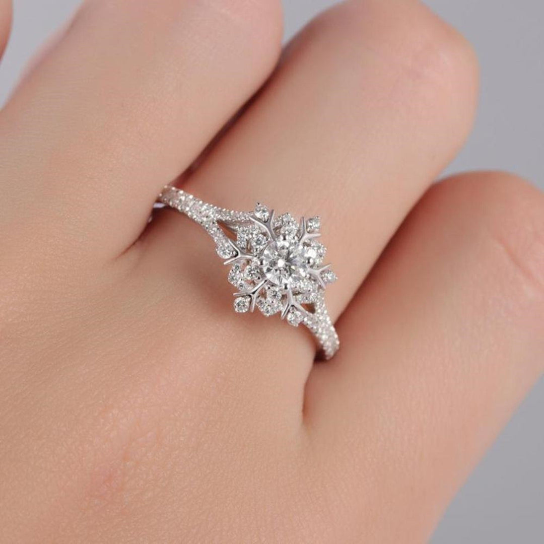 Round Cut Diamond Beautiful Snowflake Ring for Women - Doozy Diamonds