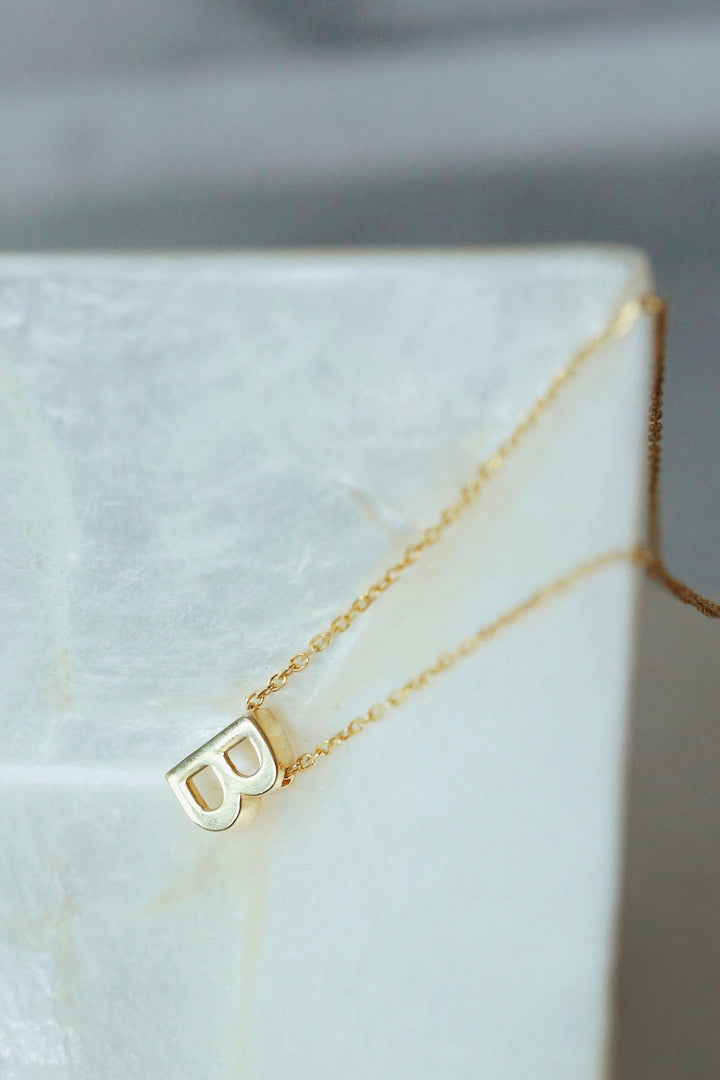 Initial Minimalist Letter Necklace for Women in 18K Gold - Doozy Diamonds