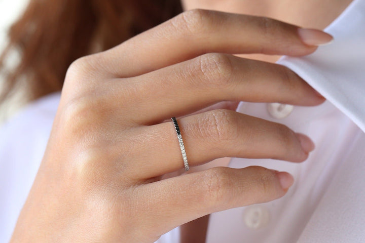 Round Cut Half Black Half White Diamond Full Eternity Band for Her - Doozy Diamonds