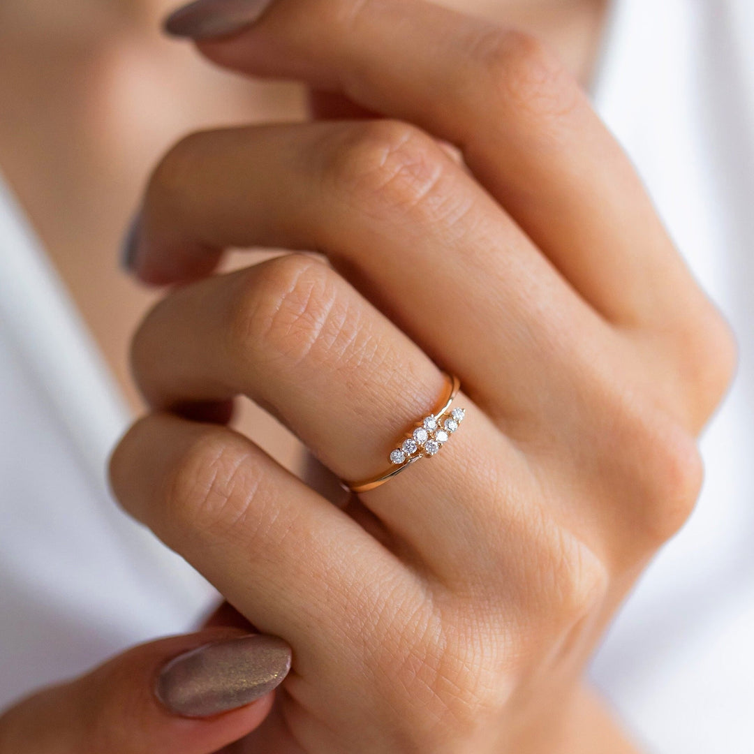 Cross Over Round Cut Diamond Wedding Band for Her - Doozy Diamonds