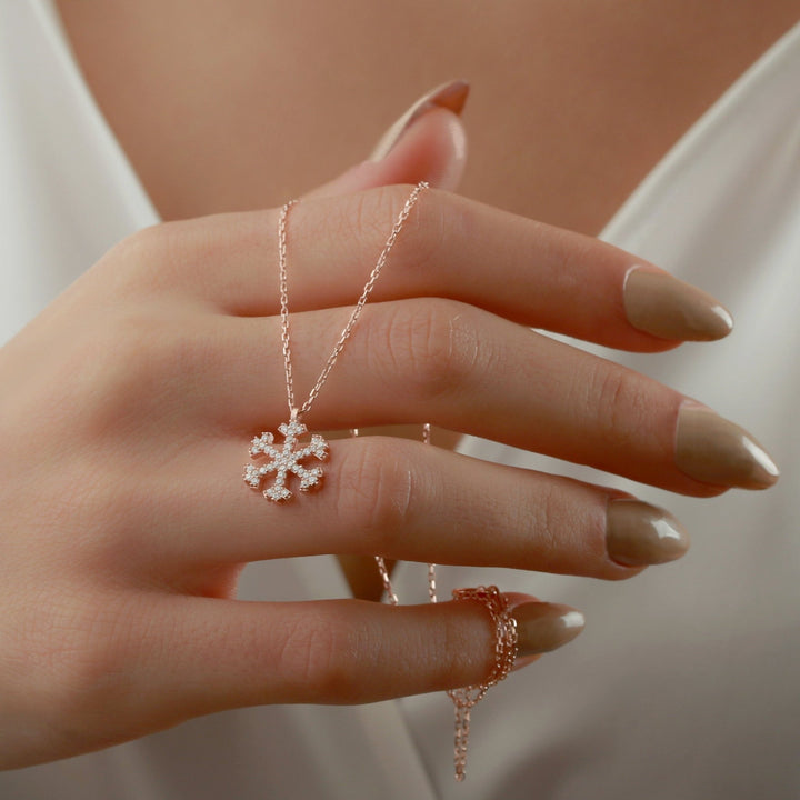 Round Cut Diamond Snowflake Pendant Necklace for Christmas Gift - Doozy Diamonds