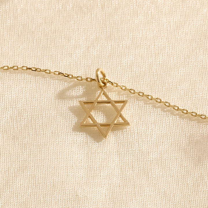 Star Charm lab grown diamonds Pendant Necklace in 14K Gold - Doozy Diamonds