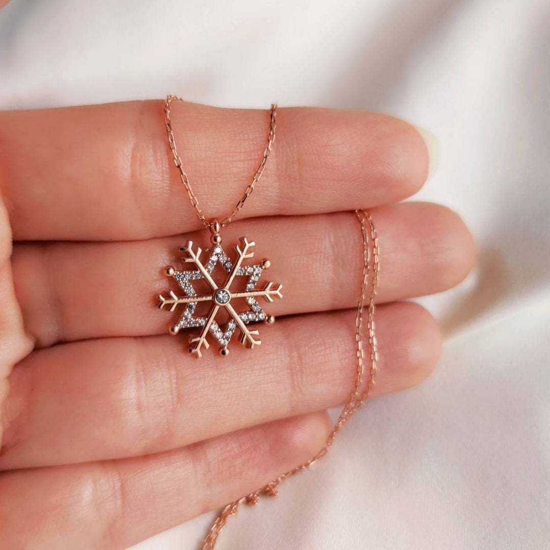 Snowflake Diamond Necklace Gift For Christmas Gift - Doozy Diamonds
