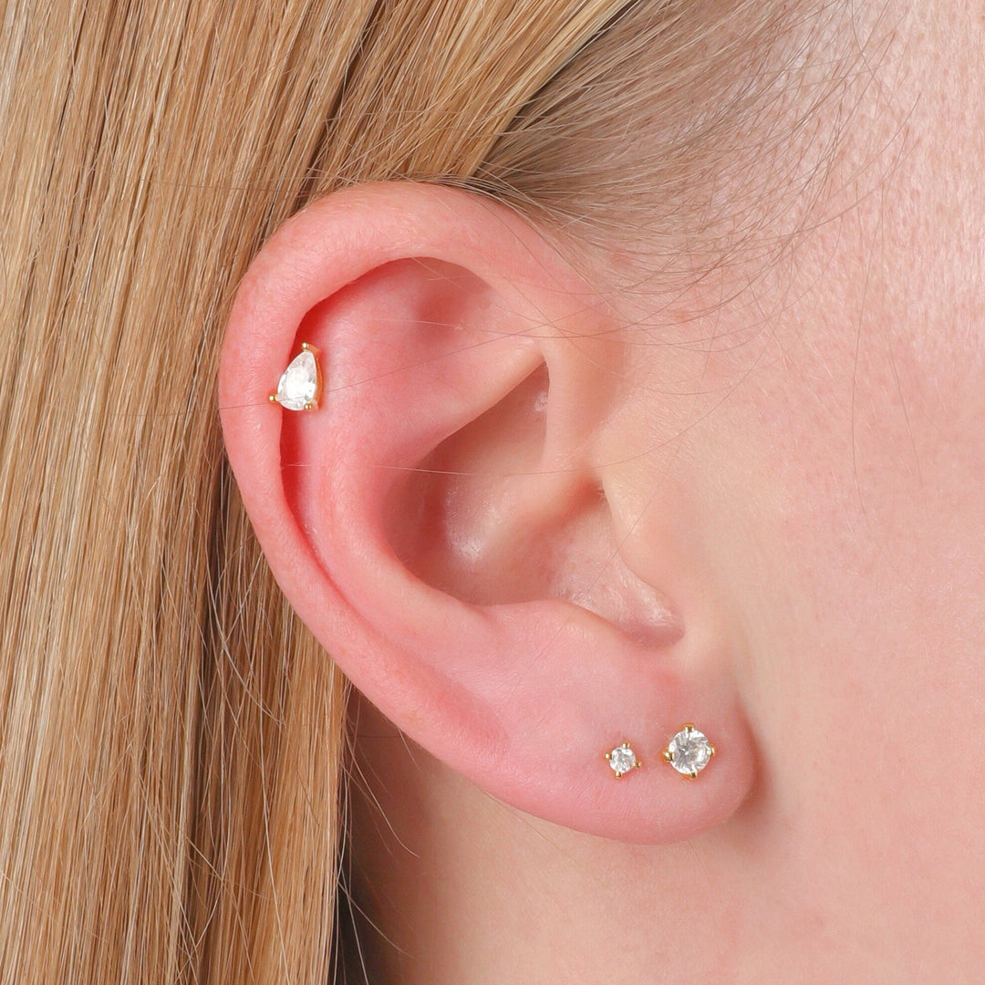 Round Cut Diamond Cartilage Earring for Her - Doozy Diamonds