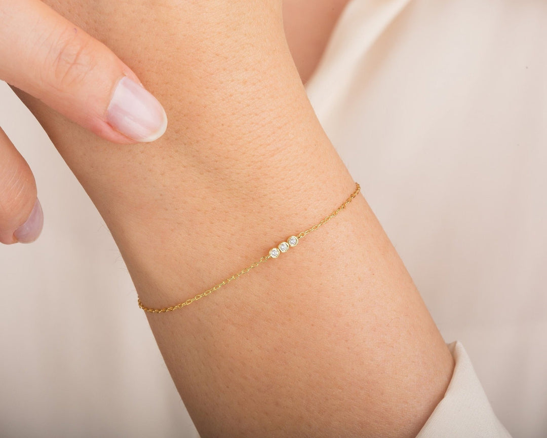 0.1Ct Bezel Set Round Cut Trio Diamond Bracelet for Her - Doozy Diamonds
