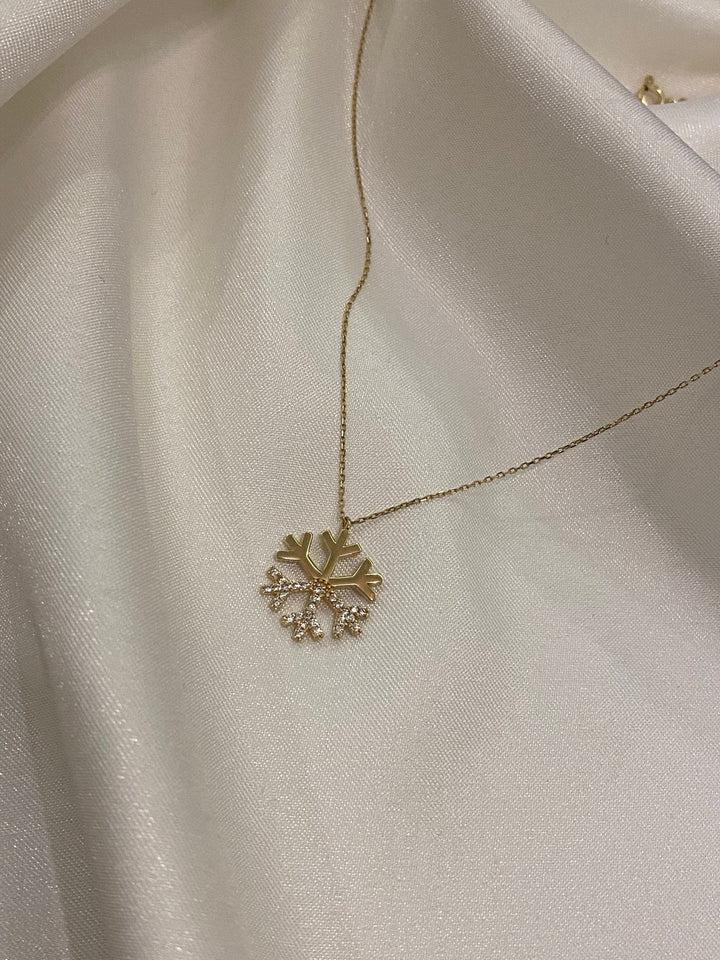 14K Solid Gold Snow Flake with Diamonds Necklace - Doozy Diamonds