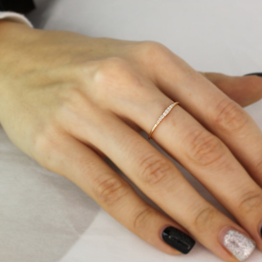 Round Cut lab grown diamonds Wedding Band for Women - Doozy Diamonds