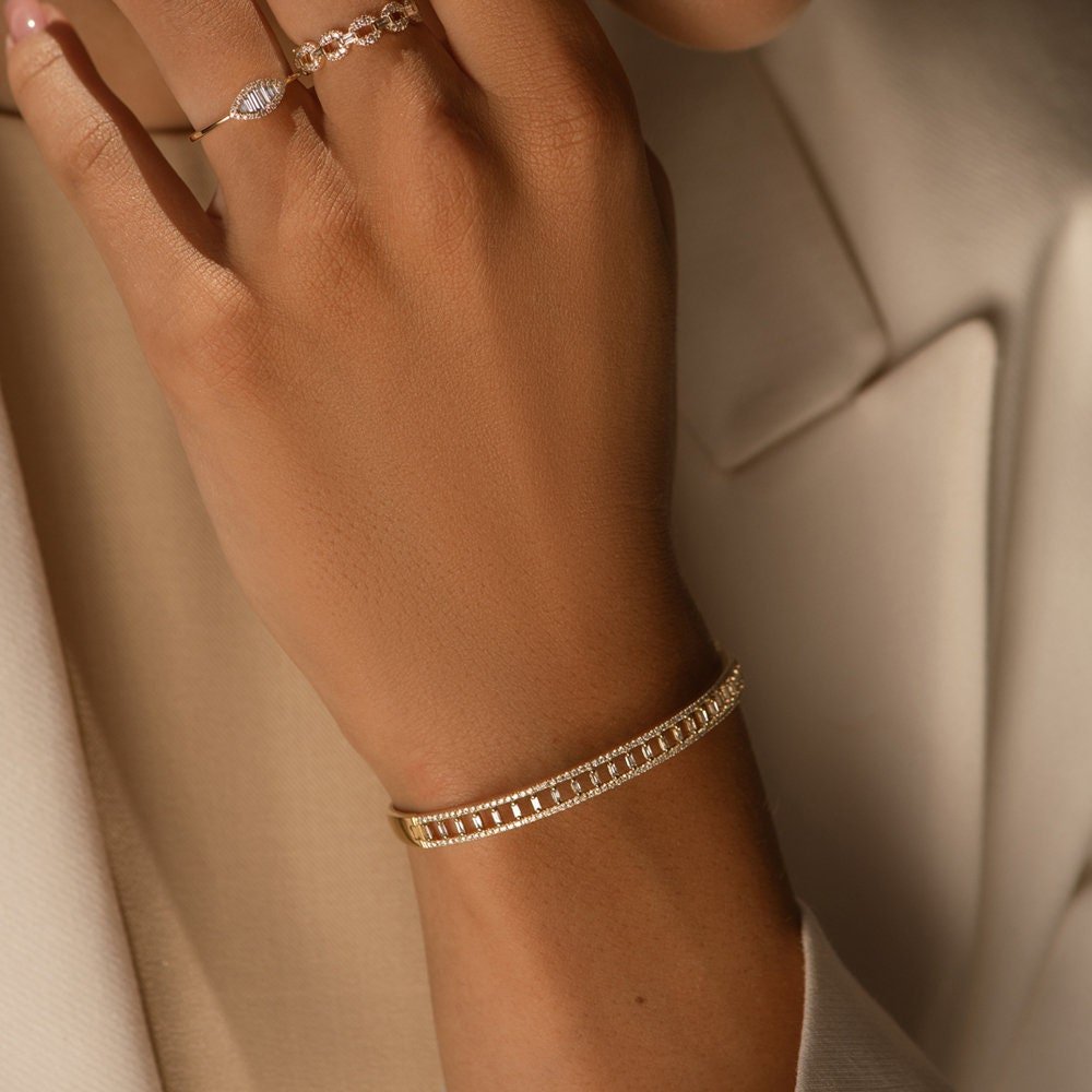 Baguette & Round Cut Diamond Lab-Grown Bangle Bracelet