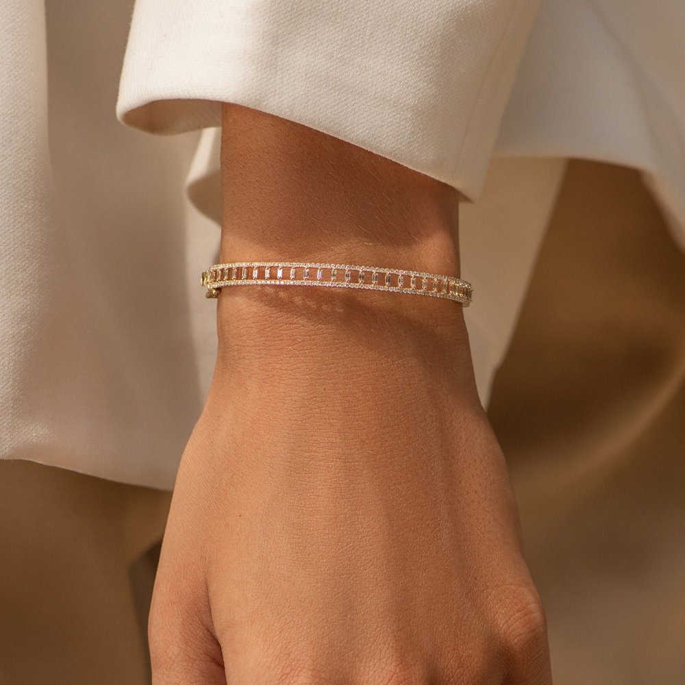 Baguette & Round Cut Diamond Lab-Grown Bangle Bracelet