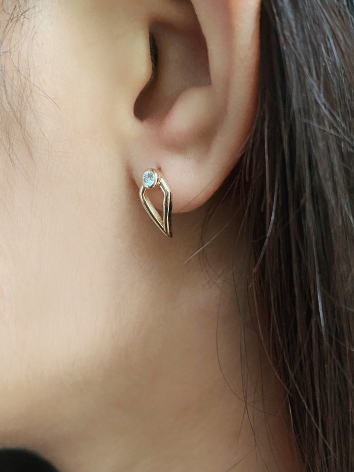 Round Cut Unique Lab-Grown Diamond Earrings in Yellow Gold