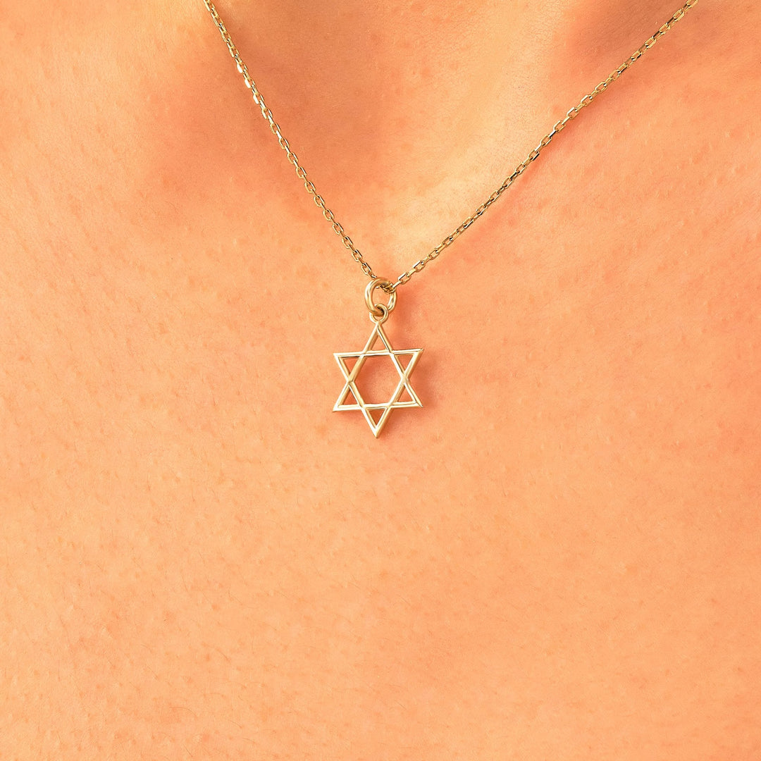 Star Charm lab grown diamonds Pendant Necklace in 14K Gold - Doozy Diamonds