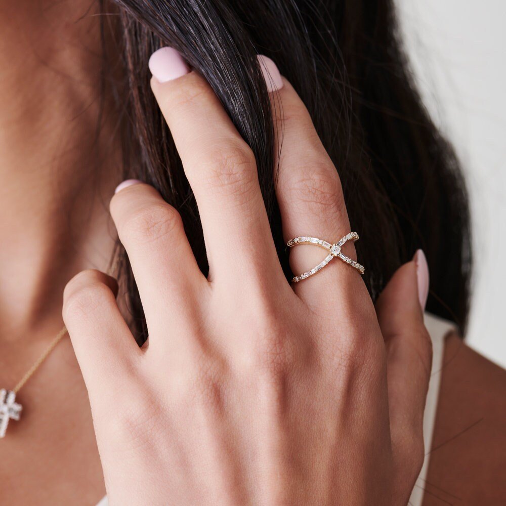 Baguette & Round Diamond Crisscross Band for Her - Doozy Diamonds
